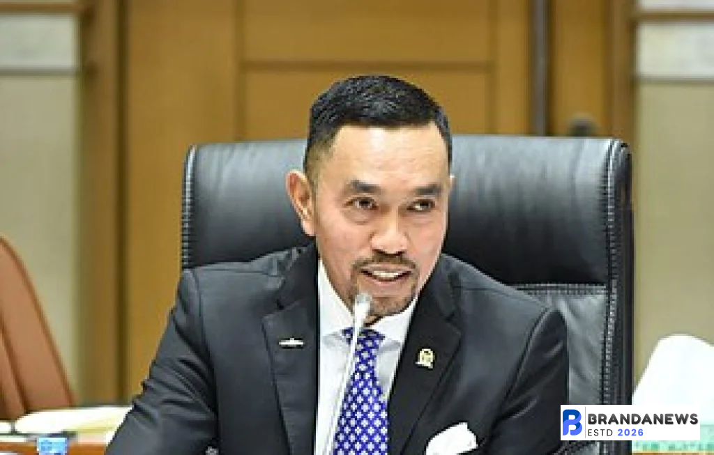 Sahroni Pimpinan Komisi DPR