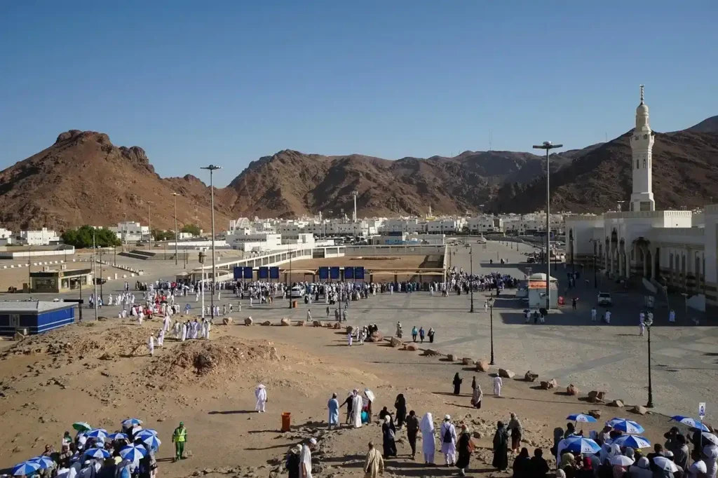 Bukit Uhud, Jejak Perang Besar yang Mengubah Wajah Sejarah Madinah