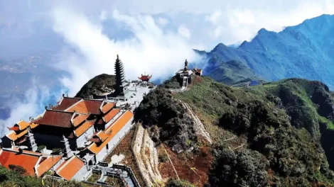 Sapa Vietnam, Kota Kabut dengan Sawah Terasering dan Puncak Fansipan